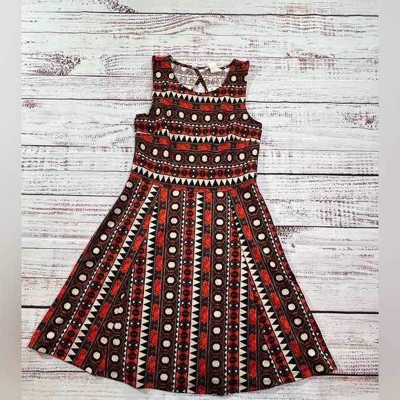 H&M red black brown fit and flare dress peep back sleeveless small aztec tribal - Picture 7 of 7